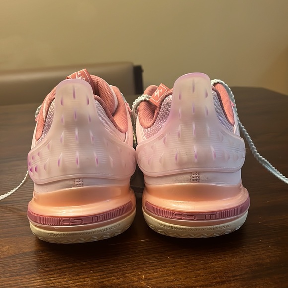 Way of Wade All City 11 CNY - Picture 3 of 5